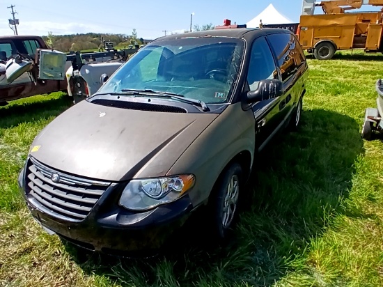 Dodge Chrysler minivan