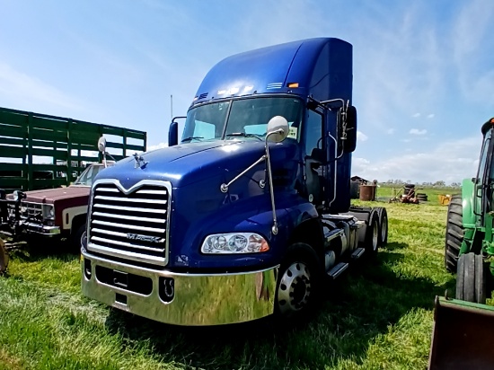 Semi Tractor