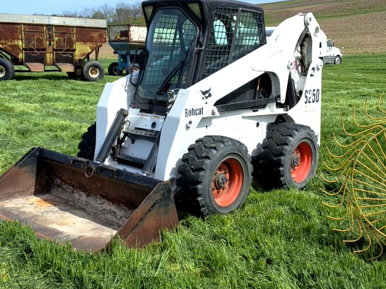 Bobcat S250 Skidloader