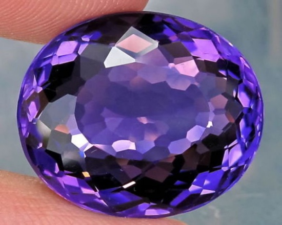 Natural Amethyst 19.25 carats - AAA