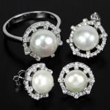 Natural Japanese Pearl Jewelry Set