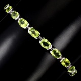 Natural Oval Cut 7x5mm Top Rich Green Peridot Bracelet