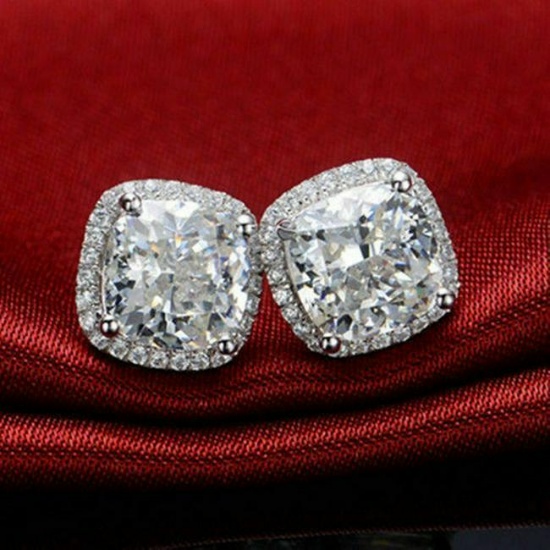 Stunning Diamond 4.25 Cts Earrings