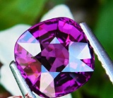 NATURAL PURPLE CUSHION RHODOLITE GARNET 3.30 CT