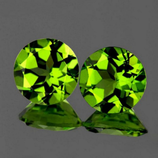 Natural Peridot Pair 9.00 mm - Flawless