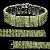 Natural Stunning Peridot 250 Carats Bracelet