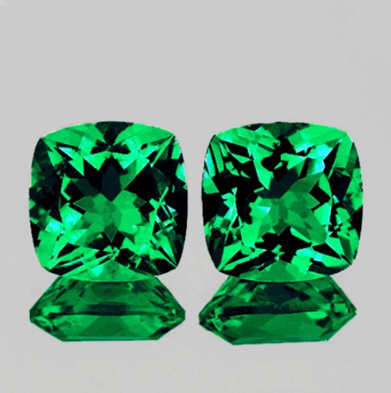 Natural Emerald Green Topaz Pair  {Flawless-VVS1}