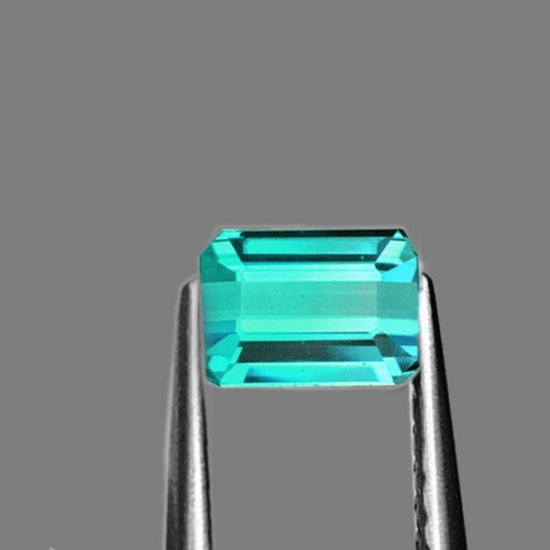 Natural Intense Green Blue Apatite 1.08 Cts [VVS]
