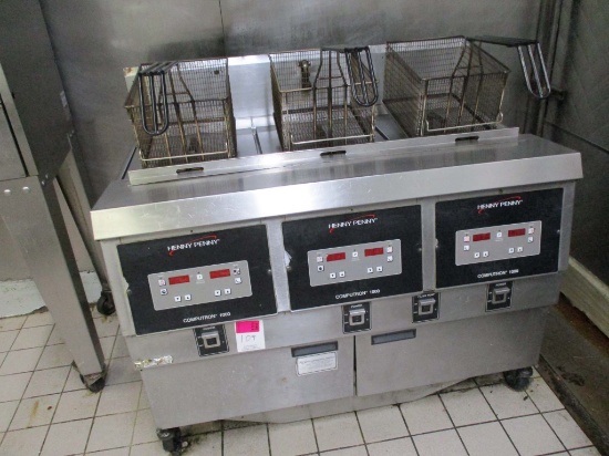 Henny Penny - Computron 1000 - 3 Bin Deep Fryer