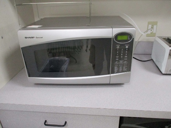 Sharp Carousel Microwave Oven
