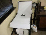 Infinity Edge Light Table