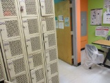 Bank of 6 Lockers