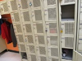 Bank of 6 Lockers