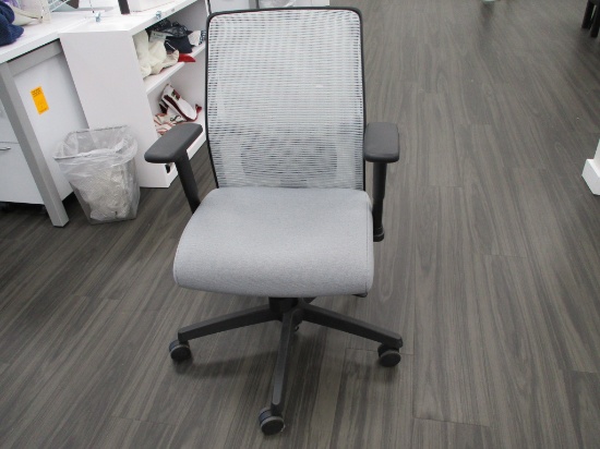 Hon Ignition 2.0 4-way Stretch Mesh Back Task Chair