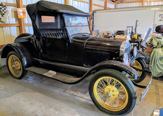 1927 Ford Model T Car