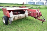 IH 440 Square Baler