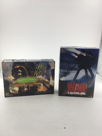 2 WAR OF THE WORLDS MODELS
