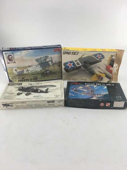 4 MODEL AIRCRAFT PLANES (3) 1/72 AND 1 1/42 MODELS