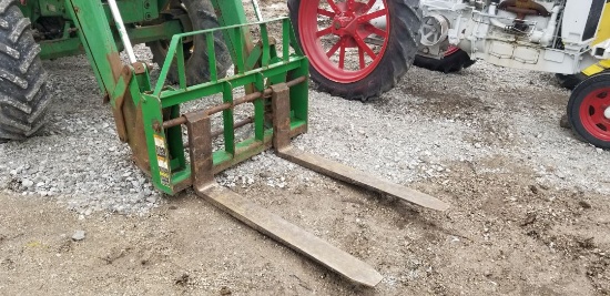 Forks for John Deere Loader