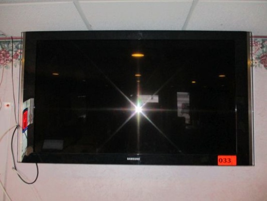 52" Samsung Flatscreen TV
