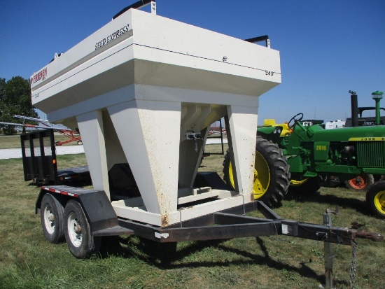 Friesen 240 Seed Tender