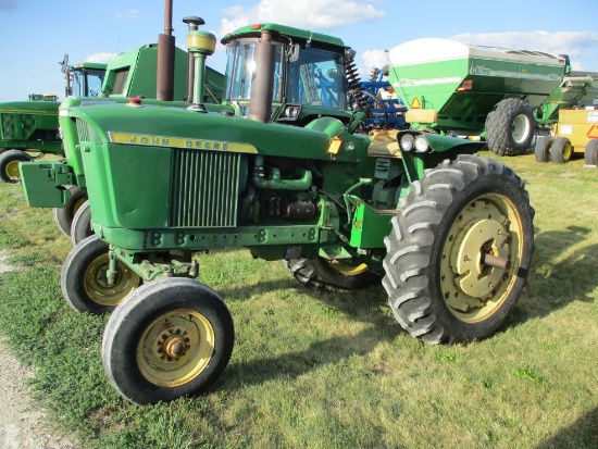 John Deere 3020 Tractor