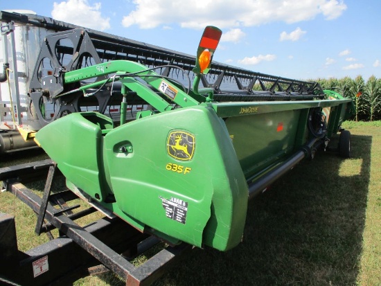 2007 John Deere 635F Platform