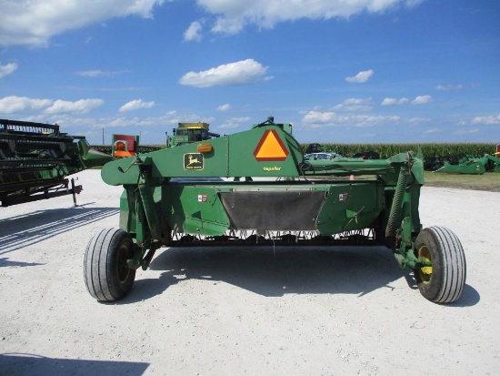 John Deere 946 MoCo