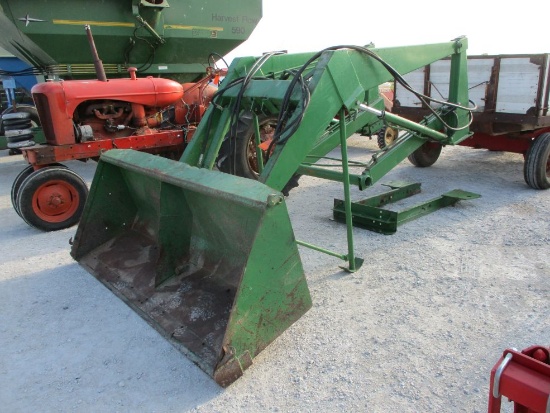 Easton Loader