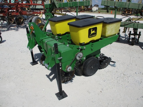 John Deere 2 Row Planter