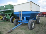 DMI 312 Gravity Wagon