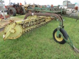 John Deere 670 Hay Rake