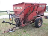 Gehl 170 Feed Wagon