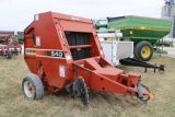 Hesston 540 Round Baler