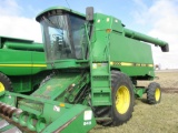 John Deere 9500 Combine