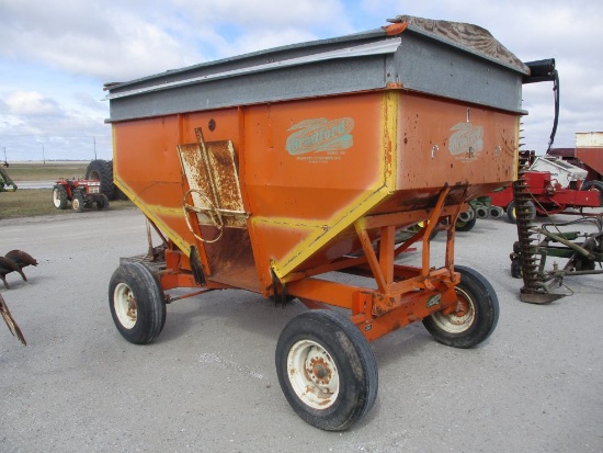 Bradford 250 Bu Gravity Wagon