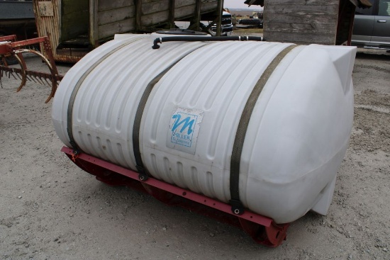 1,000 Gal Poly Tank