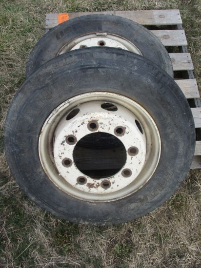 Truck Tires with Rims - 245/70R 19.5