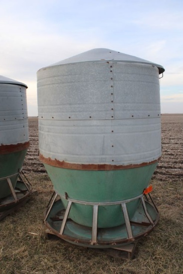80 Bu Hog Feeder