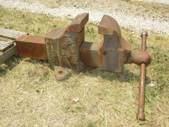 Clencher 37 Massey Vise
