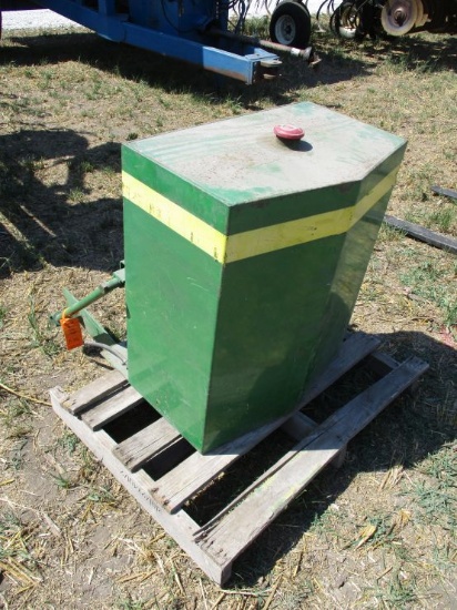 JD Front Mount Fuel Tank
