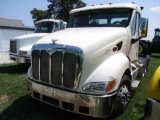 2009 Peterbilt 387 Semi