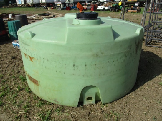 1,000 gal Poly Tank