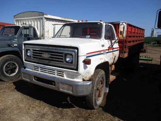1976 Chevy C60 Grain Truck