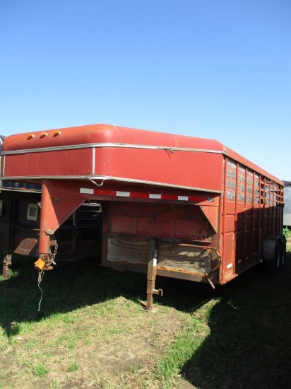 1992 Circle D Gooseneck Livestock Trailer