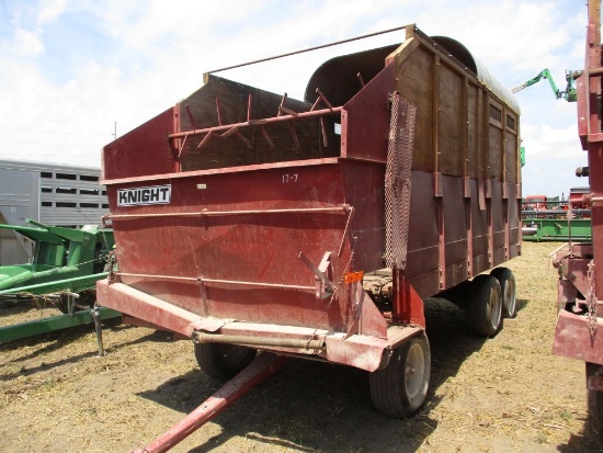 Knight Silage Wagon
