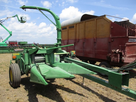 JD 3975 Chopper
