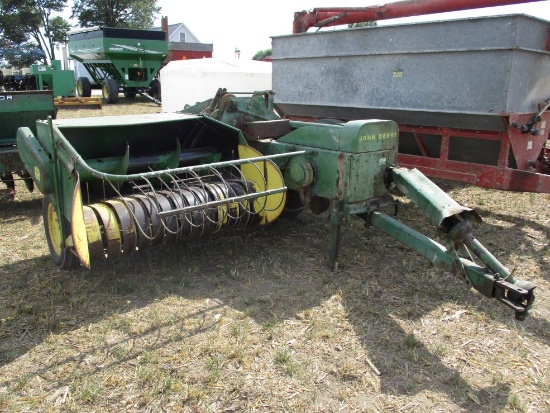 JD 24T Square Baler