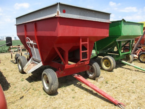 E-Z Flow 350 bu Gravity Wagon
