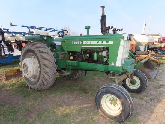 Oliver 1655 Tractor